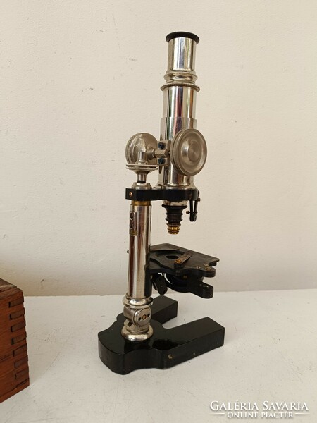 Antik mikroszkóp műszer szerszám eredeti dobozában kulcsával műszaki régiség 834 8730