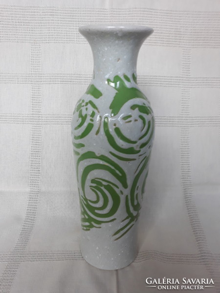 Large juried ceramic vase, 32.5 cm