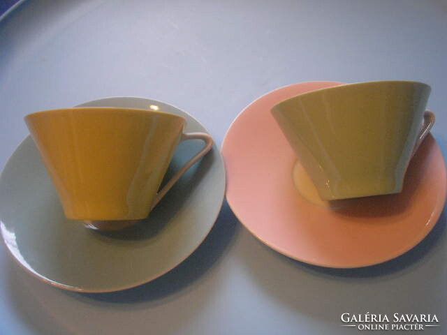 U7 lilien, without colored coffee and tea cups, only the two pink turquoise blue green non-slip mats