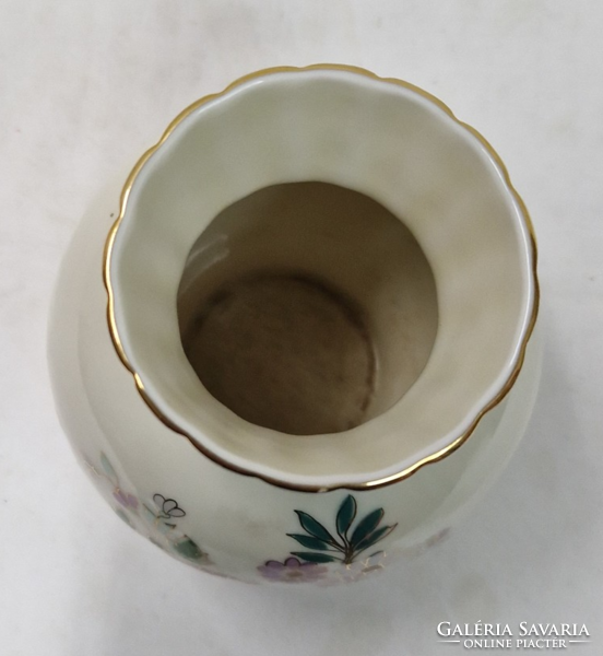 Zsolnay hand-painted flower-patterned round porcelain vase in perfect condition, 12.5 cm.