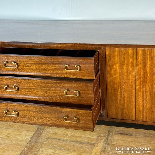 GPlan Libreza sideboard retro tálalószekrény 1960