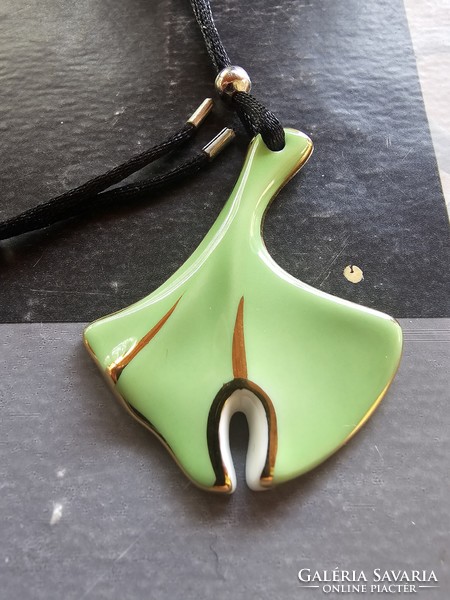 Zsolnay ginkgo pendant!