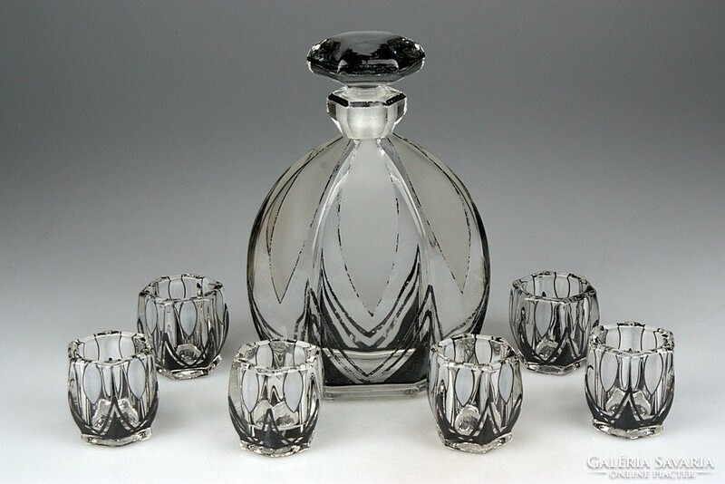 Art-Deco karaffa, 6 darab pohárral  az 1920-30-as évekből.
