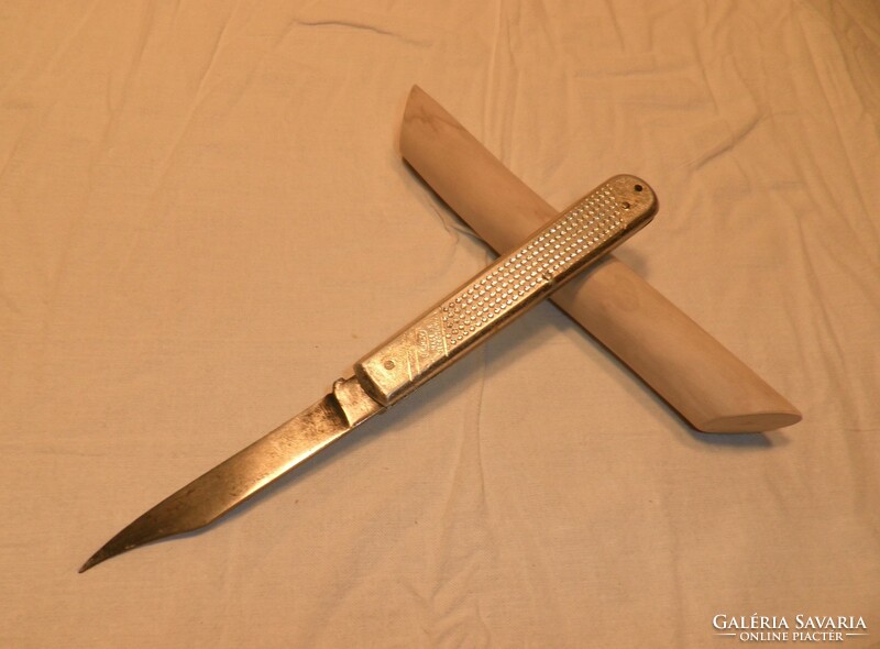Mikov Africa knife. From collection.