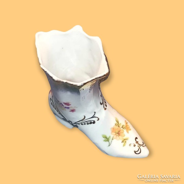 Porcelain boot-shaped vase
