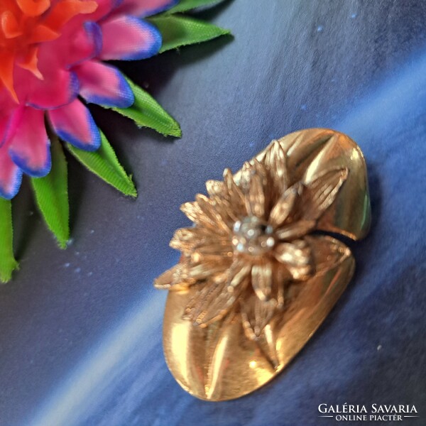 Gold-plated zircon brooch 4 cm