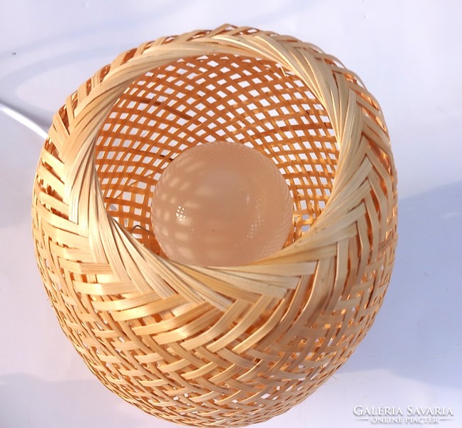 Raffia table lamp handmade negotiable design