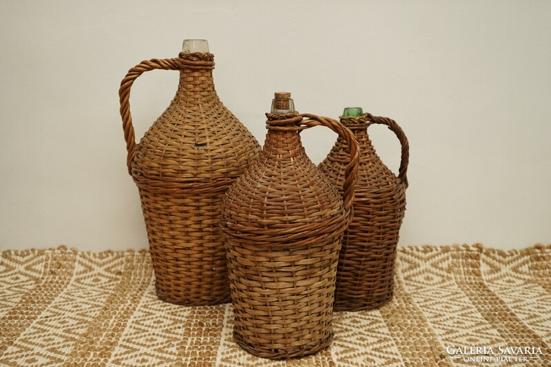 Old wicker demizon / farm house style / peasant / folk glass / retro old / 37 cm