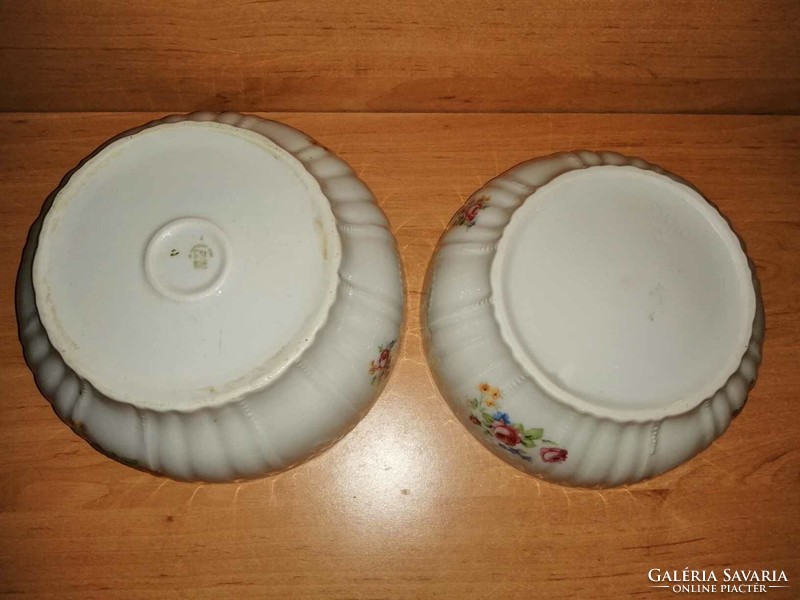Zsolnay porcelain Hungarian series scones, coma bowl in pair 19.5-22 cm