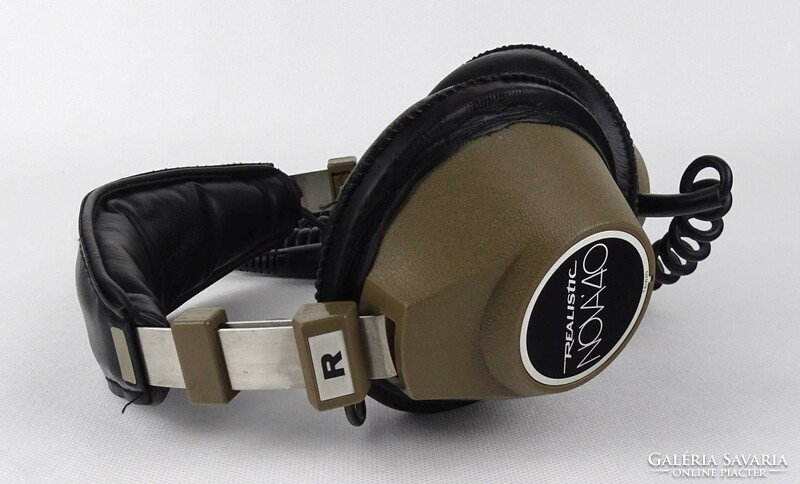 1R085 rare vintage realistic nova 40 headphones