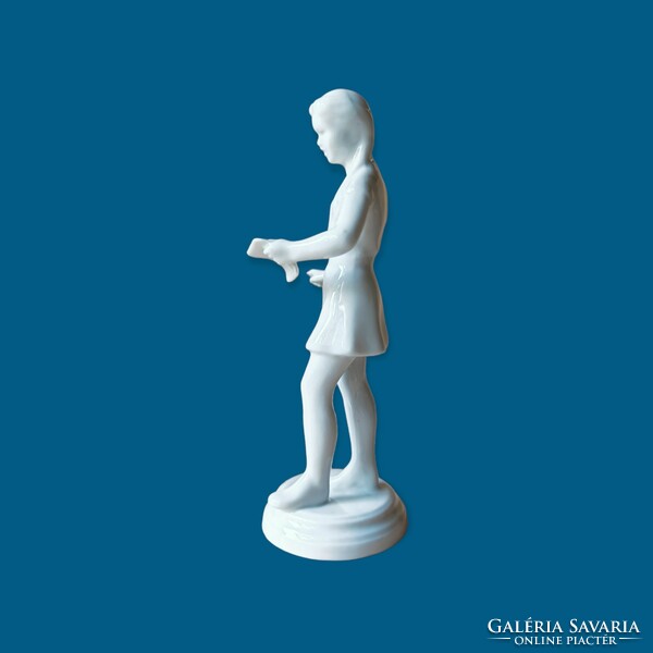 Drasche/Kőbánya festetlen porcelán olvasó figura