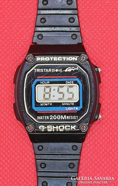 G-shock tristar retro lcd watch