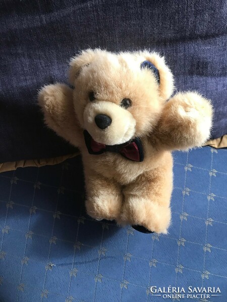 New! Bow tie teddy bear. I bought it in Austria. Size: 22 cm high and 12 cm wide. It's very fluffy.