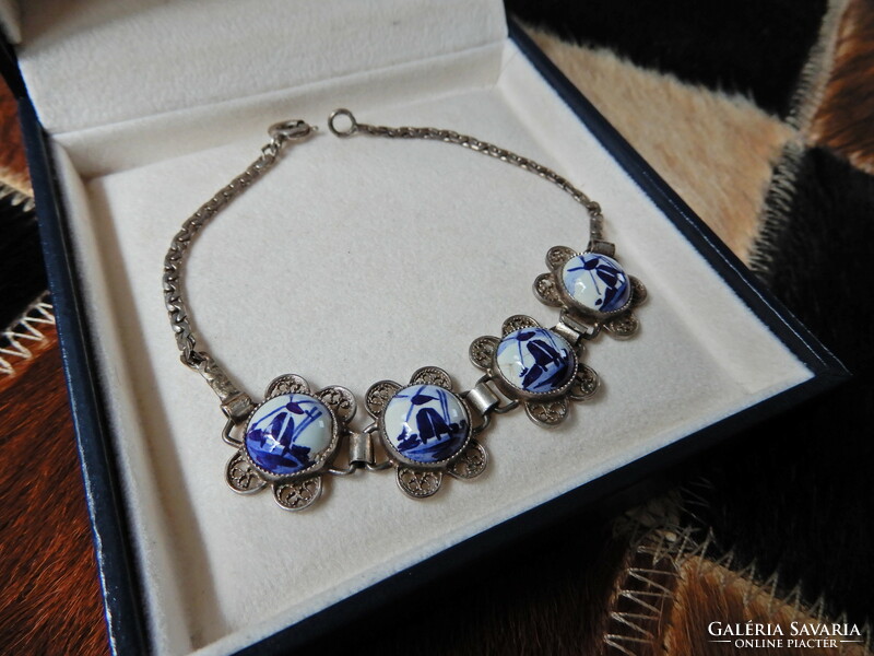 Old Delft Dutch filigree silver bracelet with hand-painted porcelain decoration