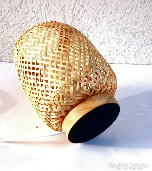 Raffia table lamp handmade negotiable design