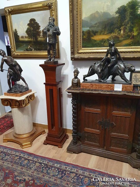 Pair of art deco pedestals. Very nice showy pieces. They are 120cm high. Nicely crafted.