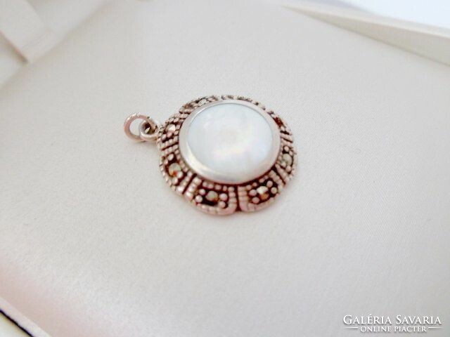 Silver marcasite pearl pendant