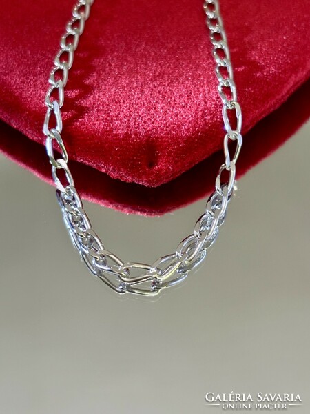 Shiny, solid silver necklace