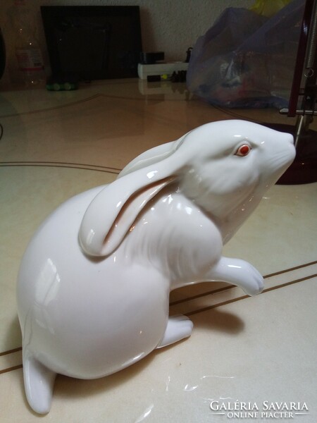 Beautiful Herend large rabbit bunny in excellent condition