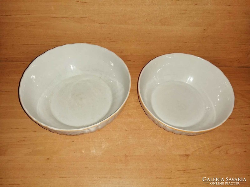 Zsolnay porcelain Hungarian series scones, coma bowl in pair 19.5-22 cm