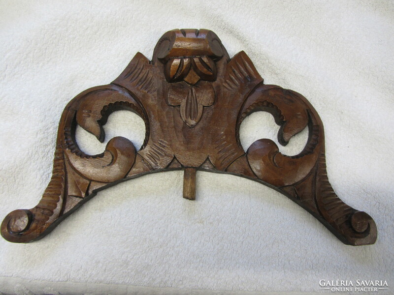 Carved furniture roof decoration (clock crown?)