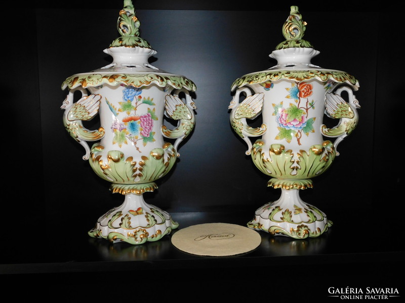 A pair of Herend Victoria Baroque vases