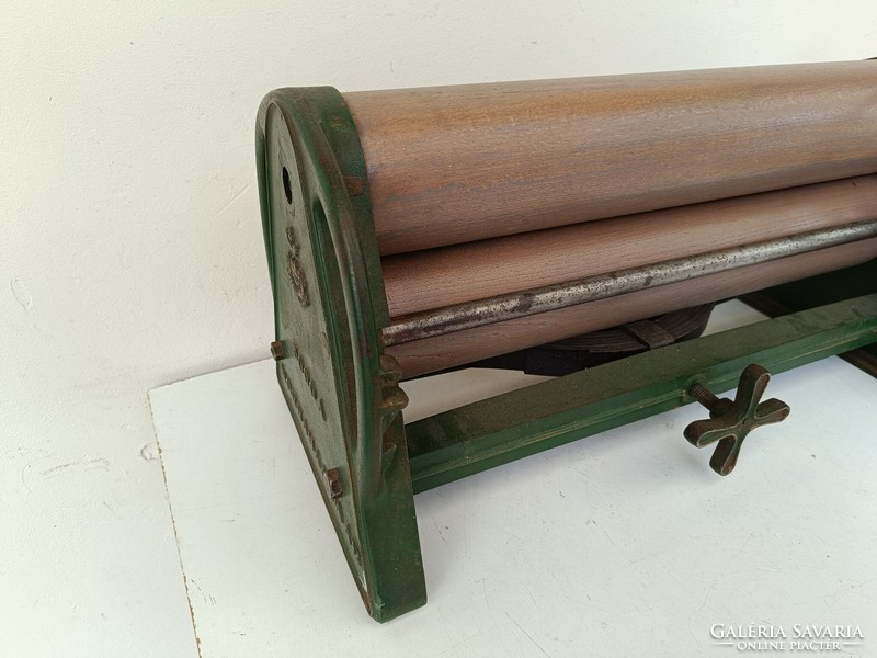 Antique clothes washer, laundry tool, spinning wheel, graphics, printing press, machine 829 8670