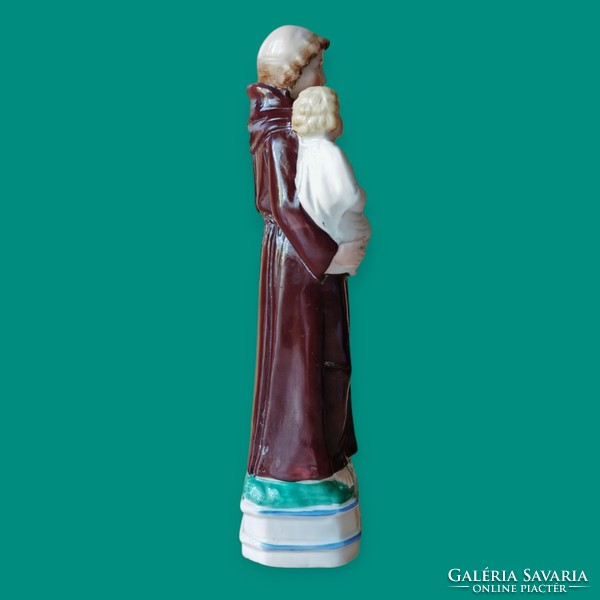 Saint Antal with your little one porcelain favor object