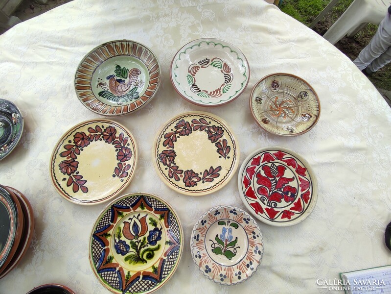 Old folk ceramic wall plates, the price is per piece
