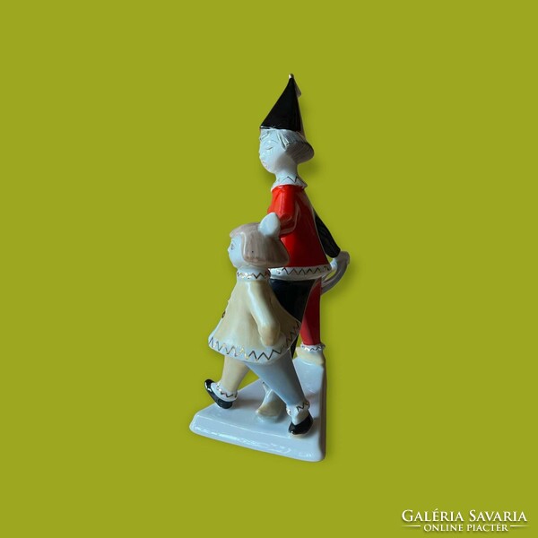 Hollóházi porcelán bohócok figurális szobor