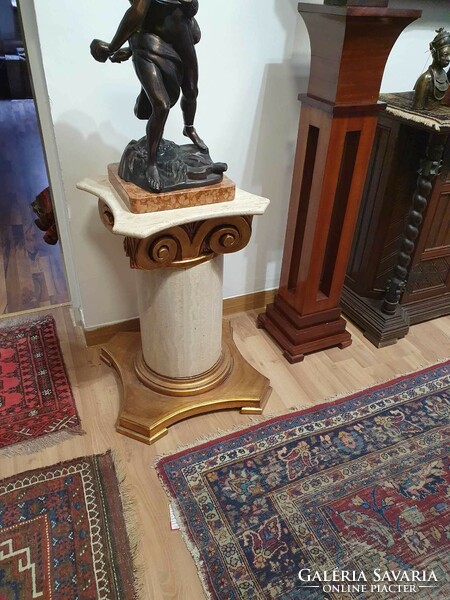 2 large postmens carved from solid wood. Very nice decorative pieces. They are 75cm high
