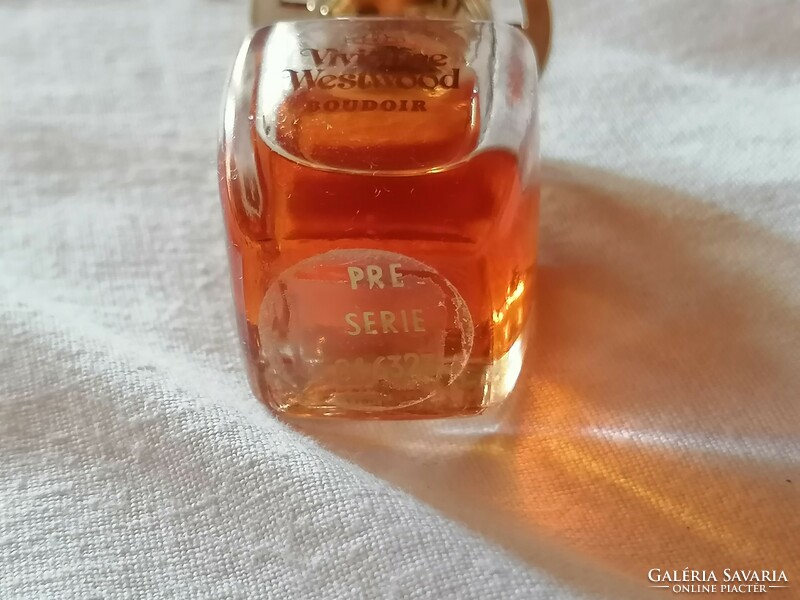 Very rare and luxury brand: boudoir miniature eau de parfum, vivienne westwood 5ml