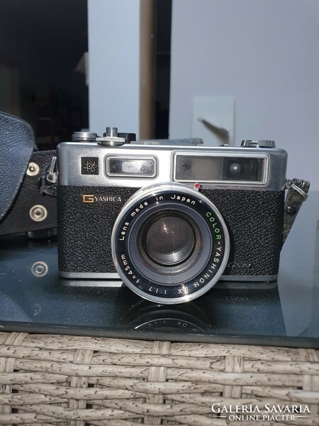 Yashica electro 35 gsn 35mm rangefinder camera.