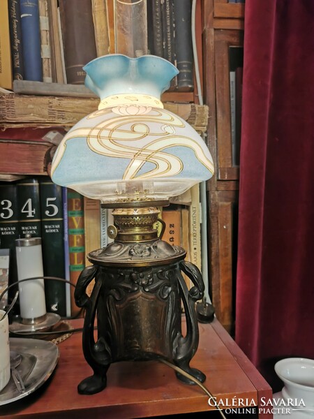 Antique art nouveau copper/petroleum/table lamp, with art nouveau shade, electronic