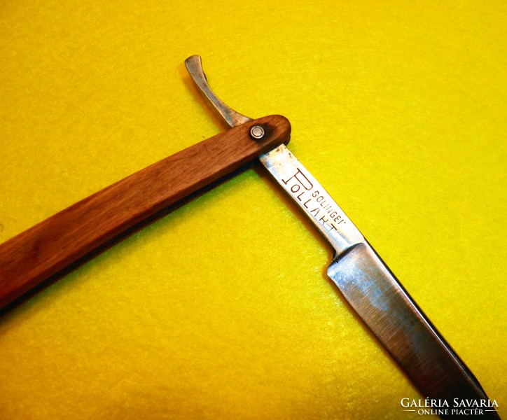Old pollart soling razor, from a collection.