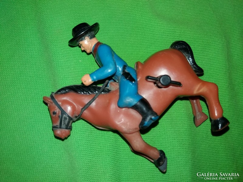 Régi trafikáru western cowboy óraműves plasztik LONE STAR lovas figura a képek szerint