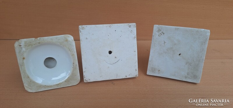 3 darab régi porcelán asztali gyufatartó és gyújtó porcelán tároló