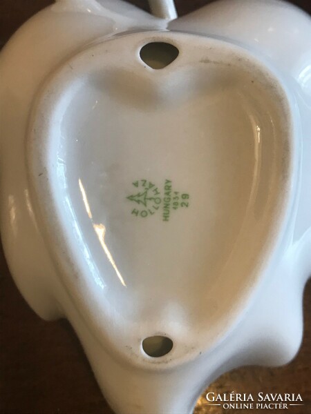 Hóllóháza porcelain bowl, leaf-shaped bowl with flower pattern decor. Size: 12 x 10 cm