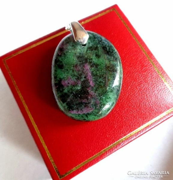 Ruby zoisite large mineral pendant + chain