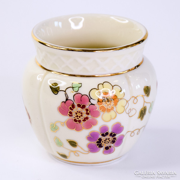 Zsolnay flower-patterned basket