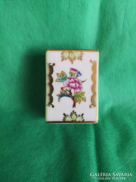 Herend match holder - with vbo (victoria) decor, hand-painted with bright gold, (victoria)