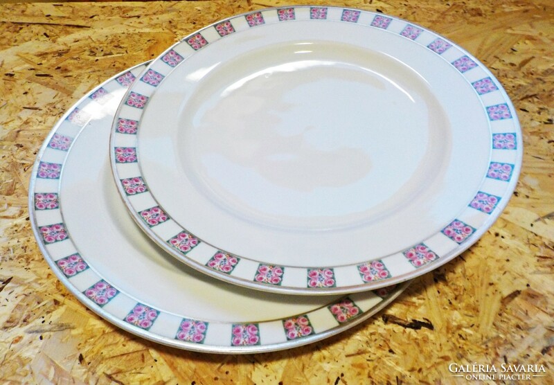 2 pcs. Pink gilded porcelain flat plate