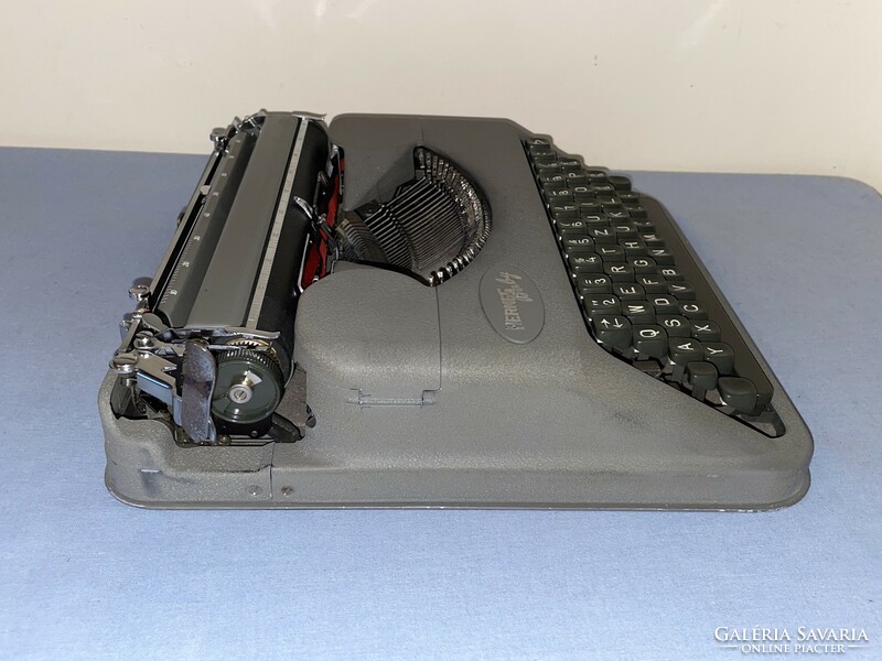 Hermes baby typewriter