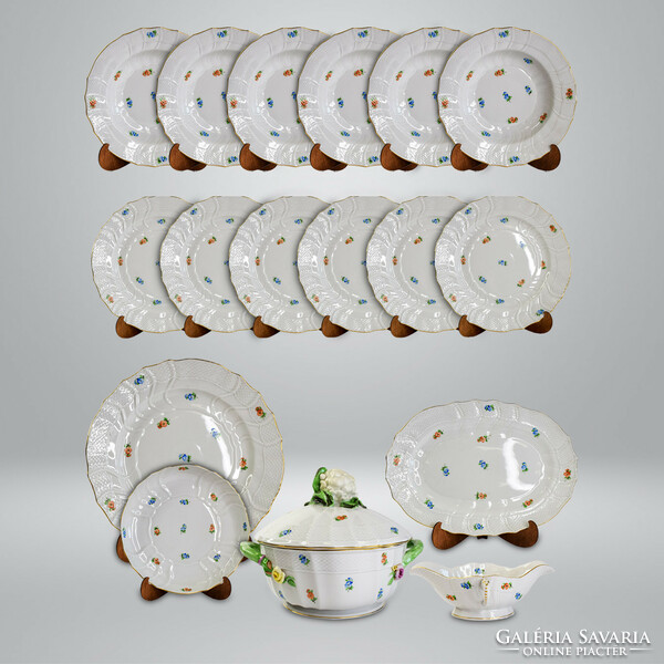 Herend flower pattern dinner set, 17 pcs