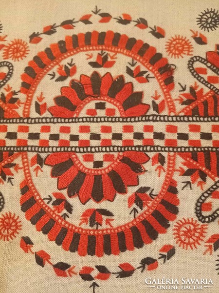 Buzsáki pattern, embroidered decorative cushion cover, 55x40