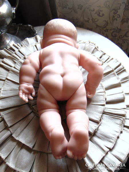 Berenguer doll / chubby baby doll