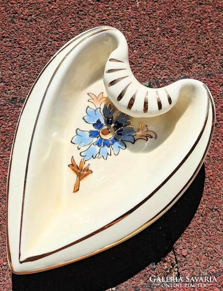 Zsolnay Erika patterned heart-shaped bowl - gold-painted - Zsolnay Hungarian Pécs hand painted