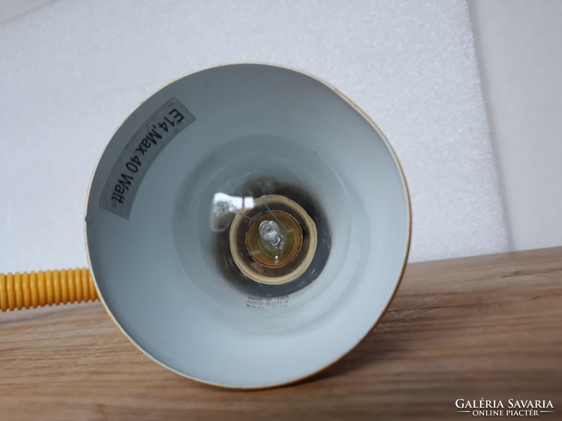 Retro yellow clip throat lamp