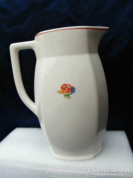 Granite poppy pitcher