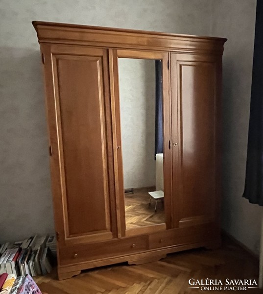 Hungarian cherry wood Lojos earmold wardrobe with mirror